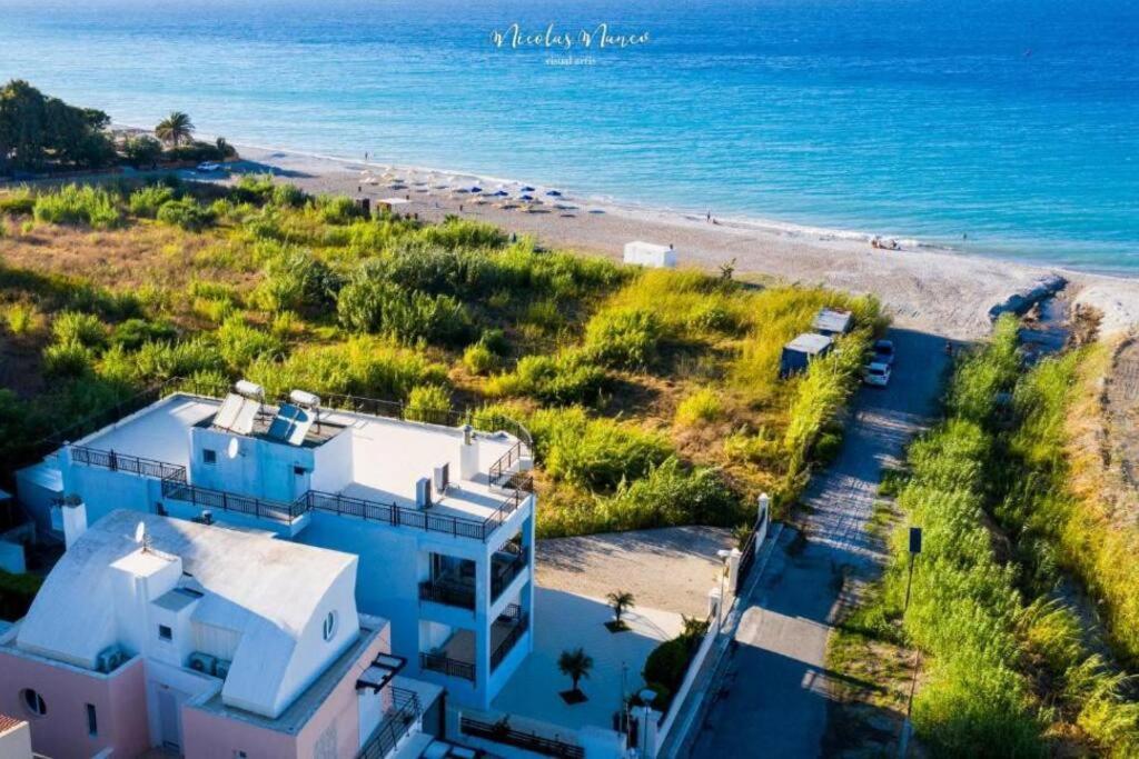 White&Blue Luxury Suites إياليسوس المظهر الخارجي الصورة