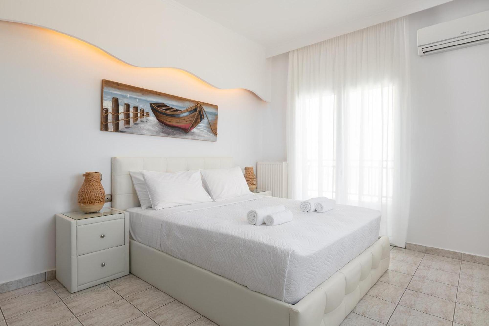 White&Blue Luxury Suites إياليسوس المظهر الخارجي الصورة