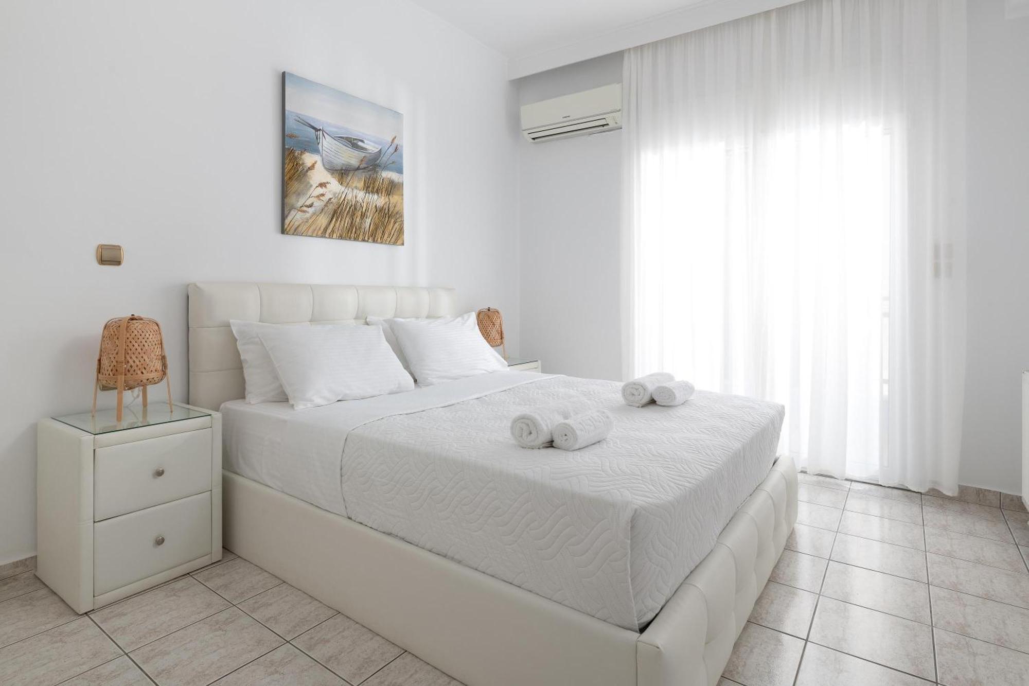 White&Blue Luxury Suites إياليسوس المظهر الخارجي الصورة