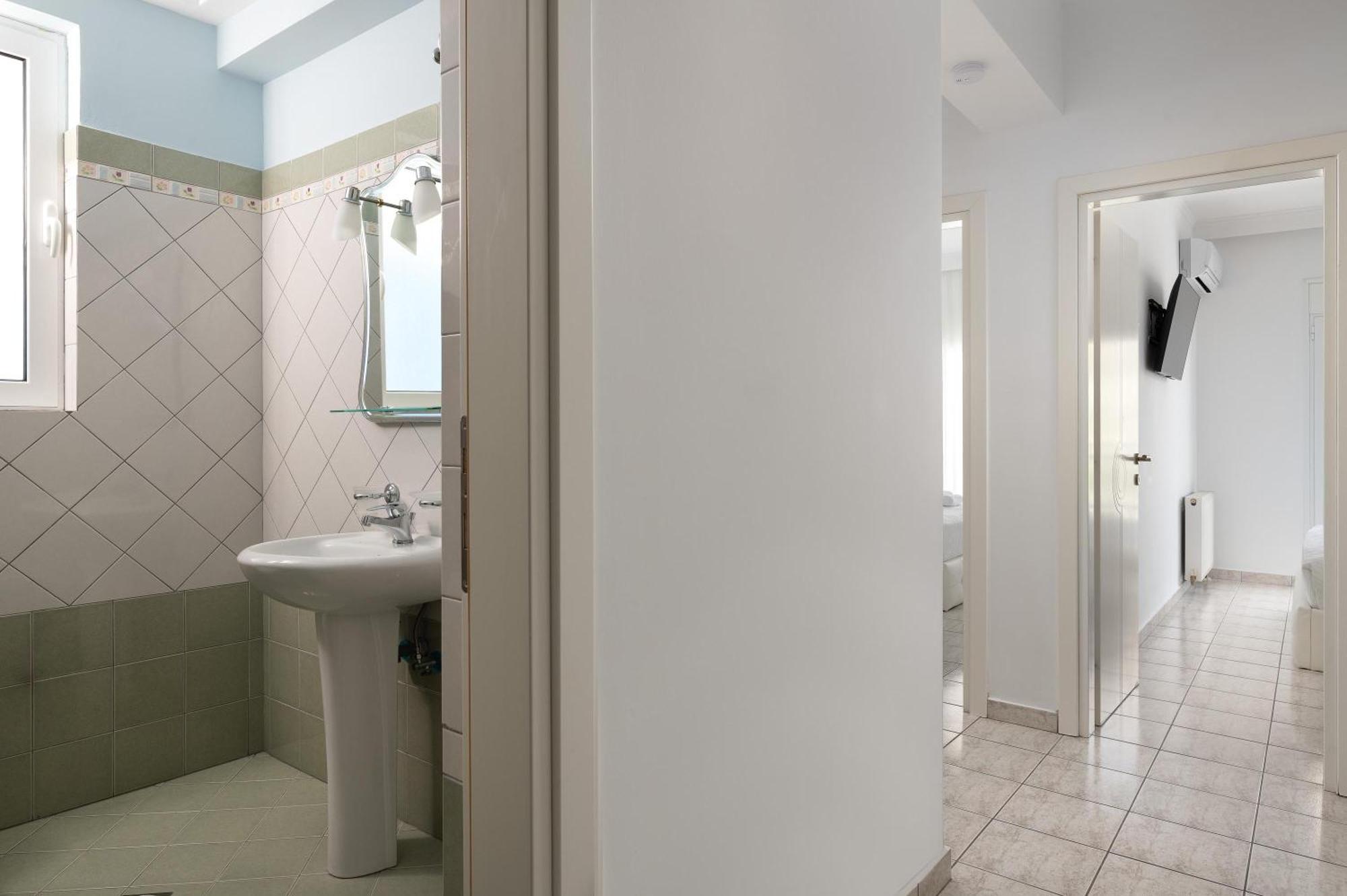 White&Blue Luxury Suites إياليسوس المظهر الخارجي الصورة